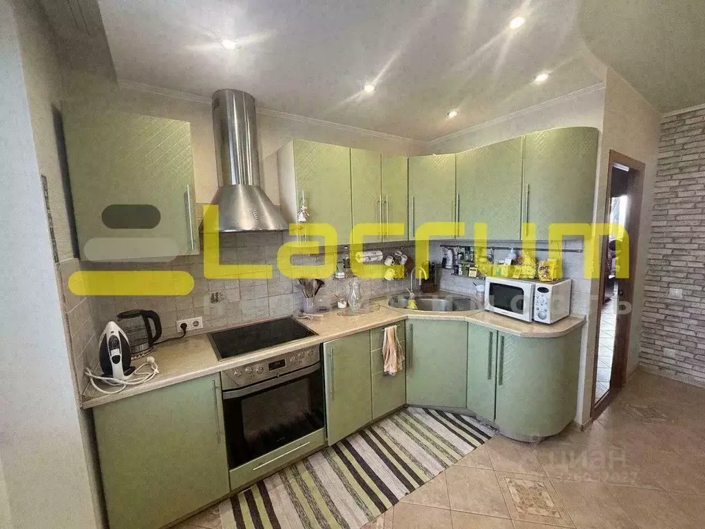 4-к кв. Красноярский край, Красноярск ул. Сергея Лазо, 38 (84.0 м) - Фото 1