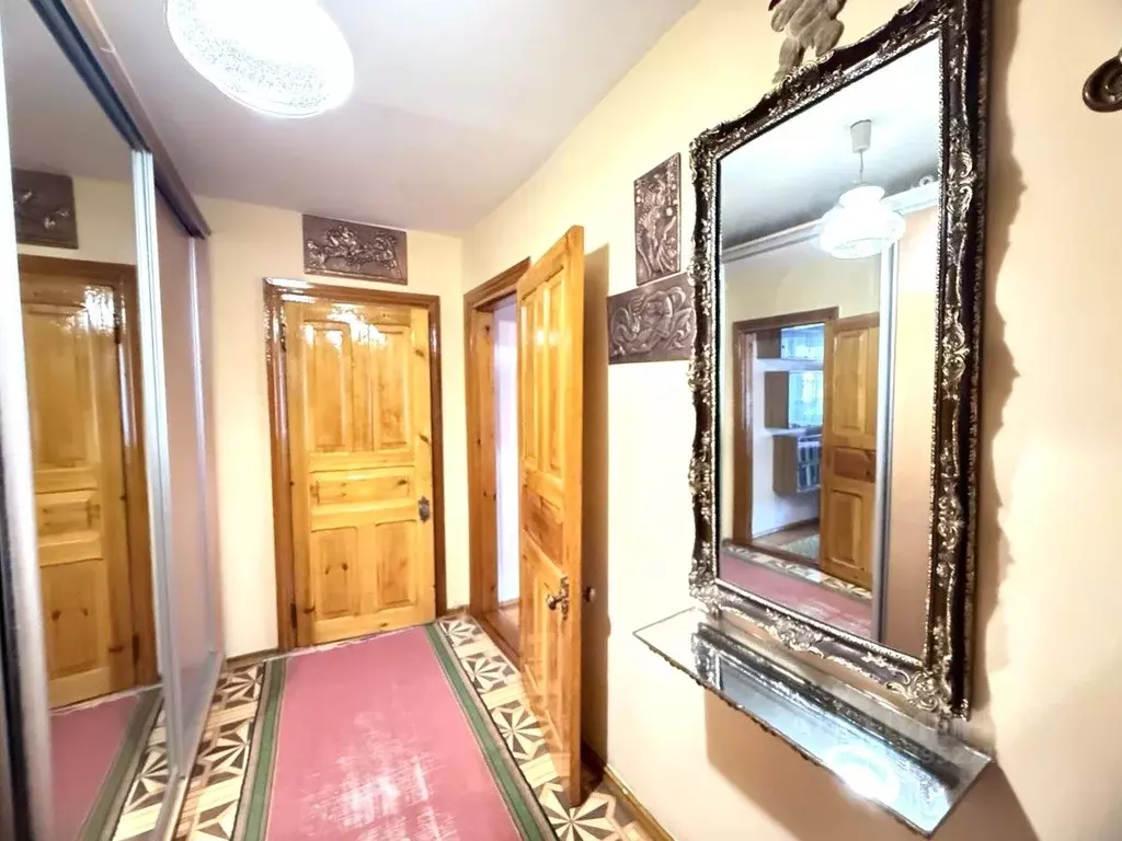 2-к кв. Северная Осетия, Владикавказ ул. Кирова, 32 (50.0 м) - Фото 0
