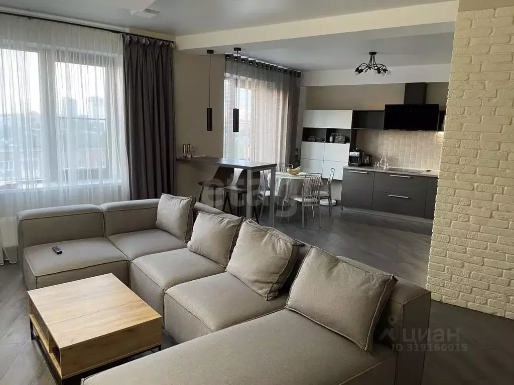 3-к кв. Удмуртия, Ижевск ул. Максима Горького, 150 (90.0 м) - Фото 1