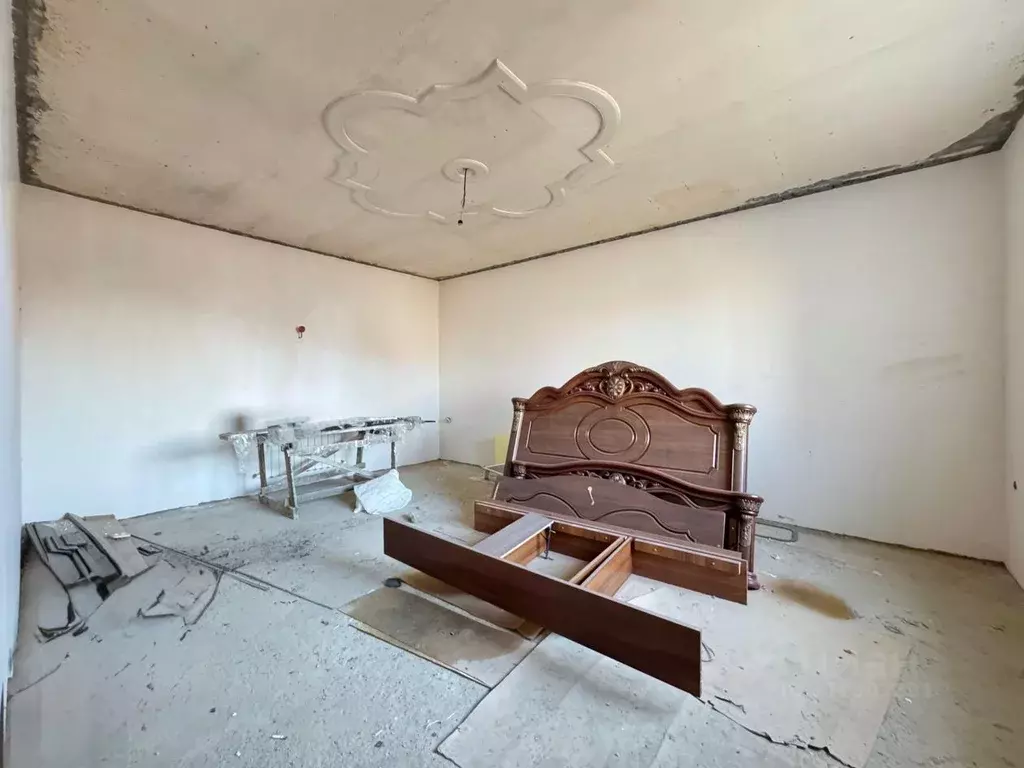 Дом в Кабардино-Балкария, Чегем ул. Кардановых, 6 (200 м) - Фото 1