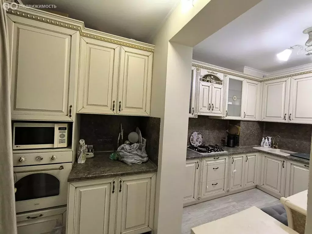 3-комнатная квартира: Симферополь, Балаклавская улица, 55 (70 м) - Фото 2