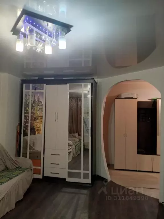 3-к кв. Ульяновская область, Ульяновск ул. Димитрова, 2 (65.0 м) - Фото 1