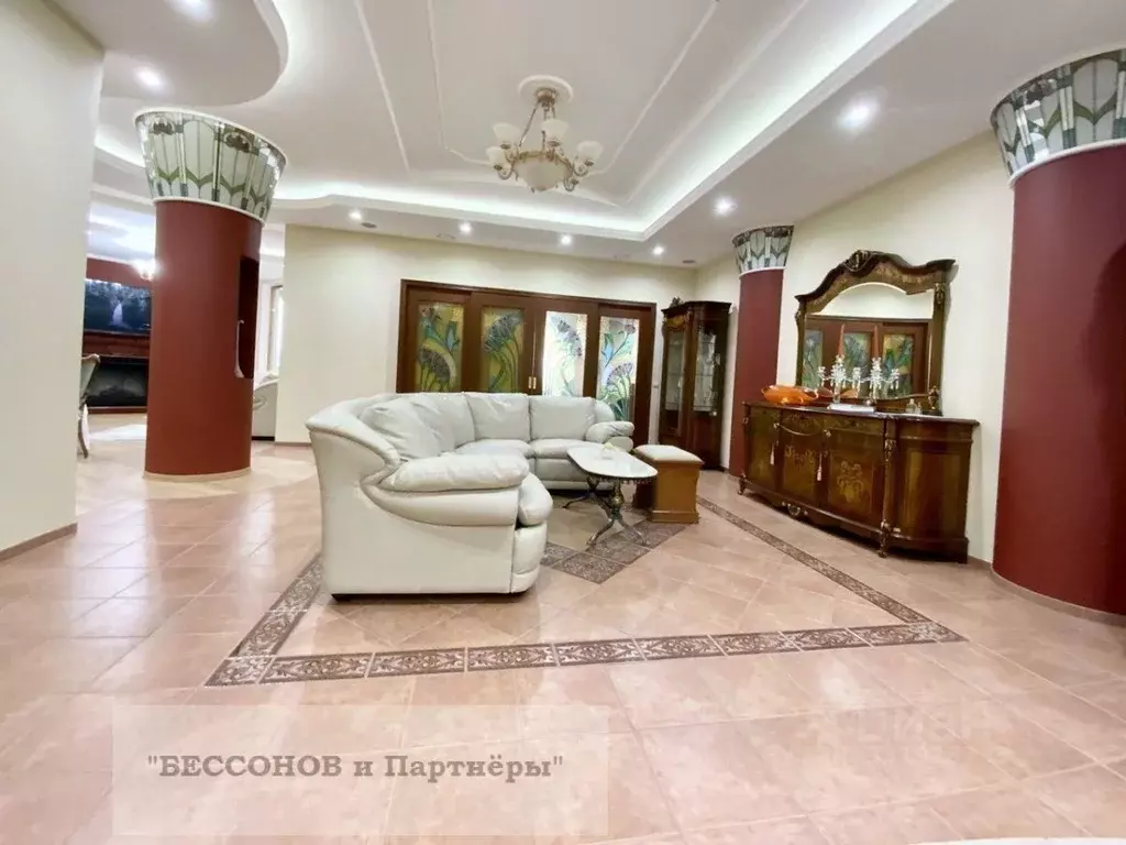 3-к кв. Москва Можайское ш., 2 (197.0 м) - Фото 1