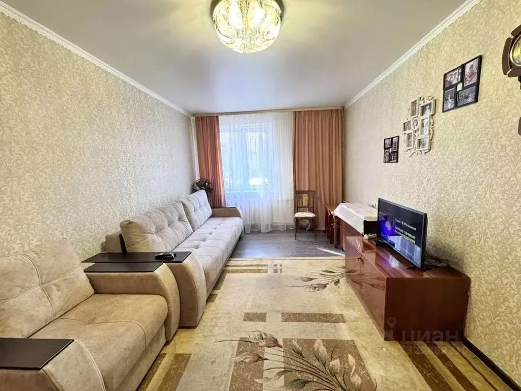 2-к кв. Белгородская область, Белгород ул. Костюкова, 21 (41.9 м) - Фото 1