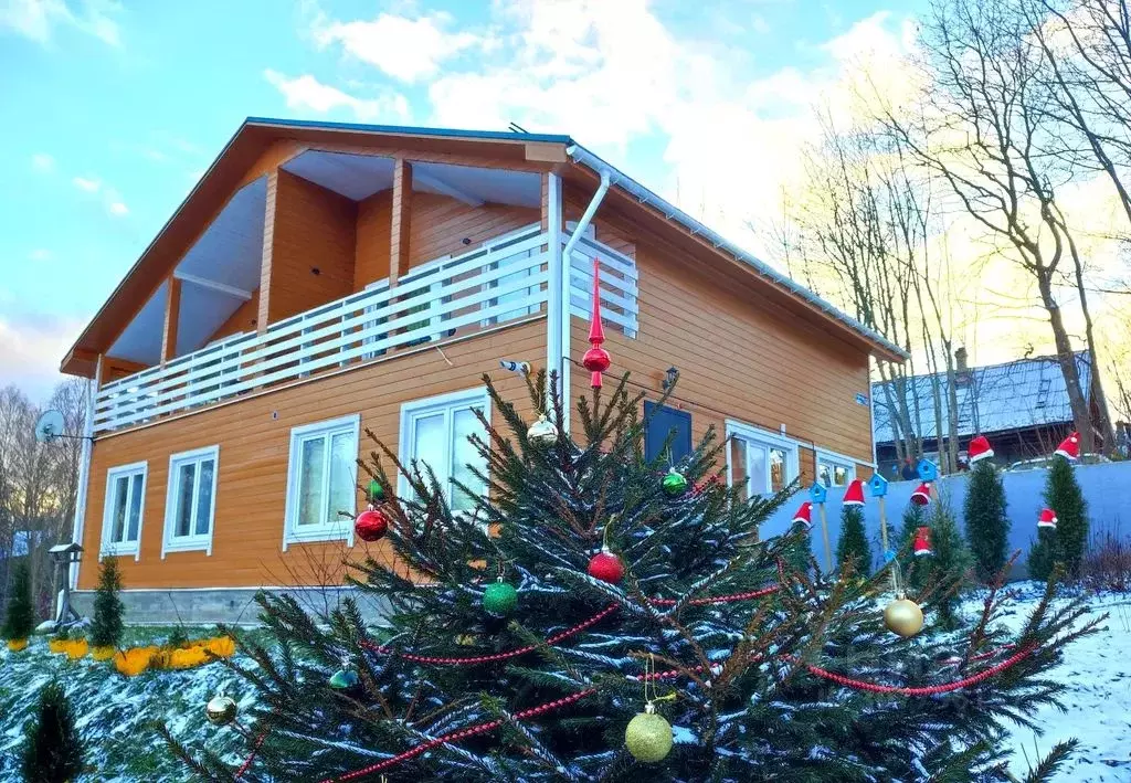 Дом в Ленинградская область, Приозерский район, пос. Сосново ул. ... - Фото 1