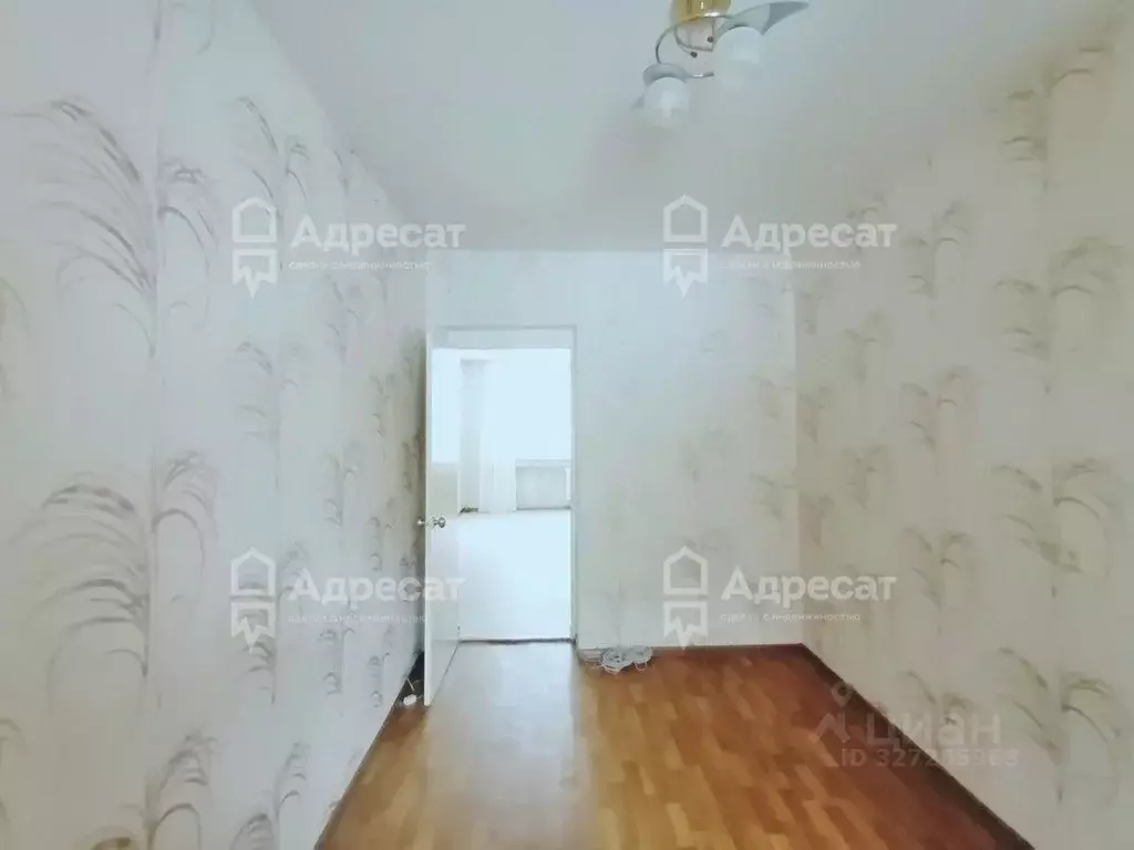 3-к кв. Волгоградская область, Волгоград ул. 50 лет Октября, 28 (55.1 ... - Фото 1