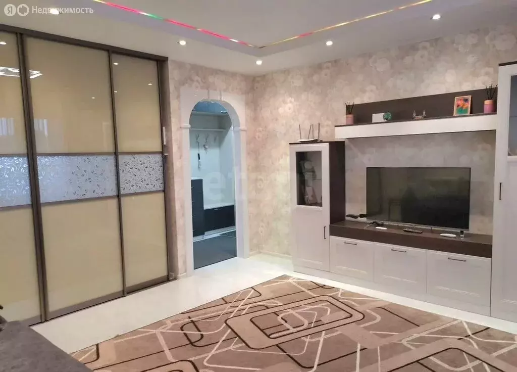 3-комнатная квартира: Ярославль, улица Панина, 5к2 (74.3 м) - Фото 1