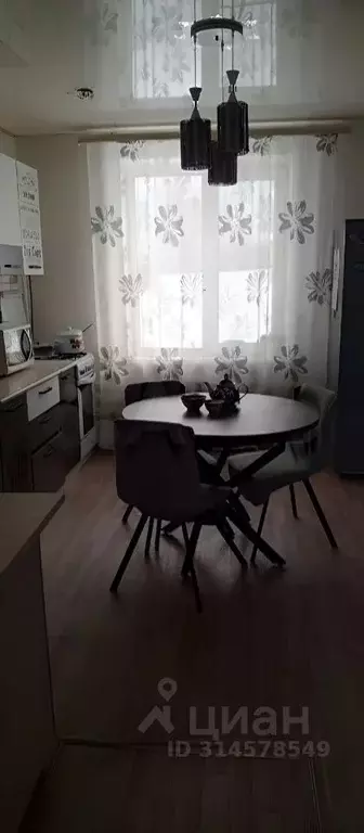 Дом в Алтай, Горно-Алтайск пл. Ленина (62 м) - Фото 1