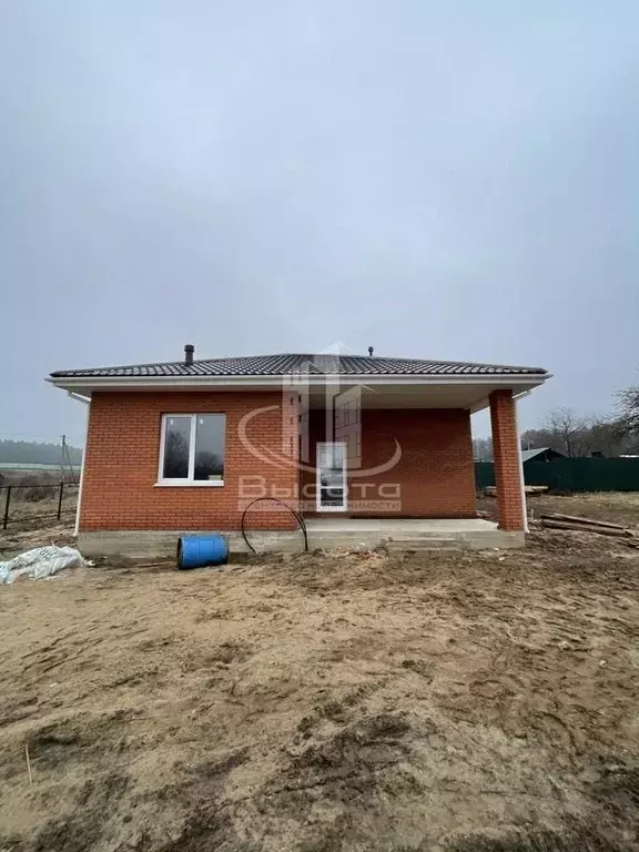 Дом в Калужская область, Калуга городской округ, д. Колюпаново ул. ... - Фото 0