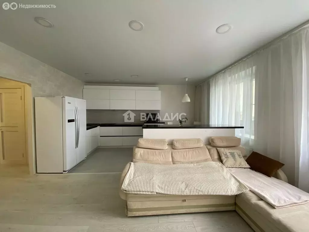 3-комнатная квартира: Пенза, Тамбовская улица, 1 (85 м) - Фото 1