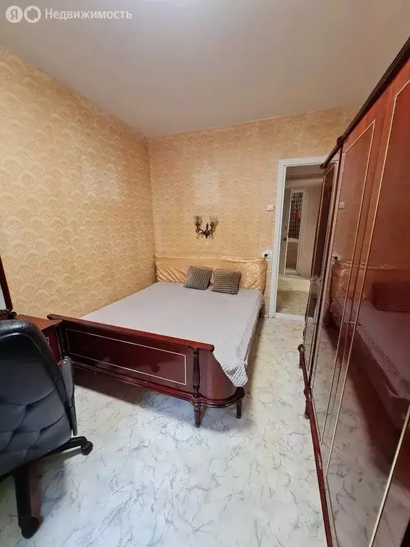 4-комнатная квартира: Казань, улица Маршала Чуйкова, 64 (82 м) - Фото 1