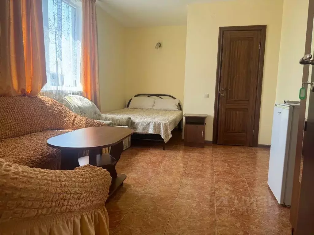 Комната Краснодарский край, Геленджик ул. Летчика Авдеева, 7 - Фото 0