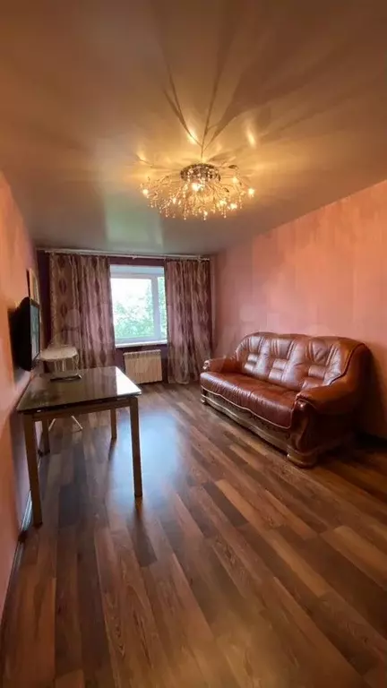 2-к. квартира, 42 м, 5/5 эт. - Фото 1