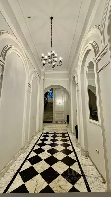 Квартира, свободная планировка, 248 м - Фото 0