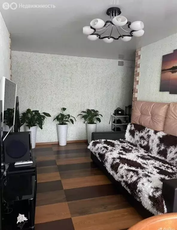 3-комнатная квартира: Иркутск, Байкальская улица, 218 (56.6 м) - Фото 1