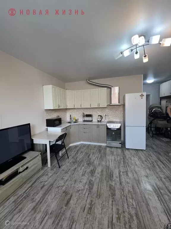 Продаётся квартира-студия, 32.5 м - Фото 0