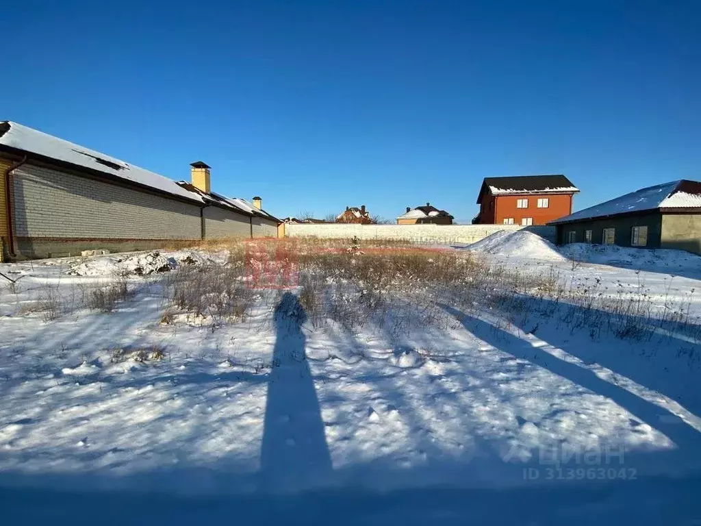 Участок в Белгородская область, Старый Оскол ул. Павловская, 50 (10.0 ... - Фото 0