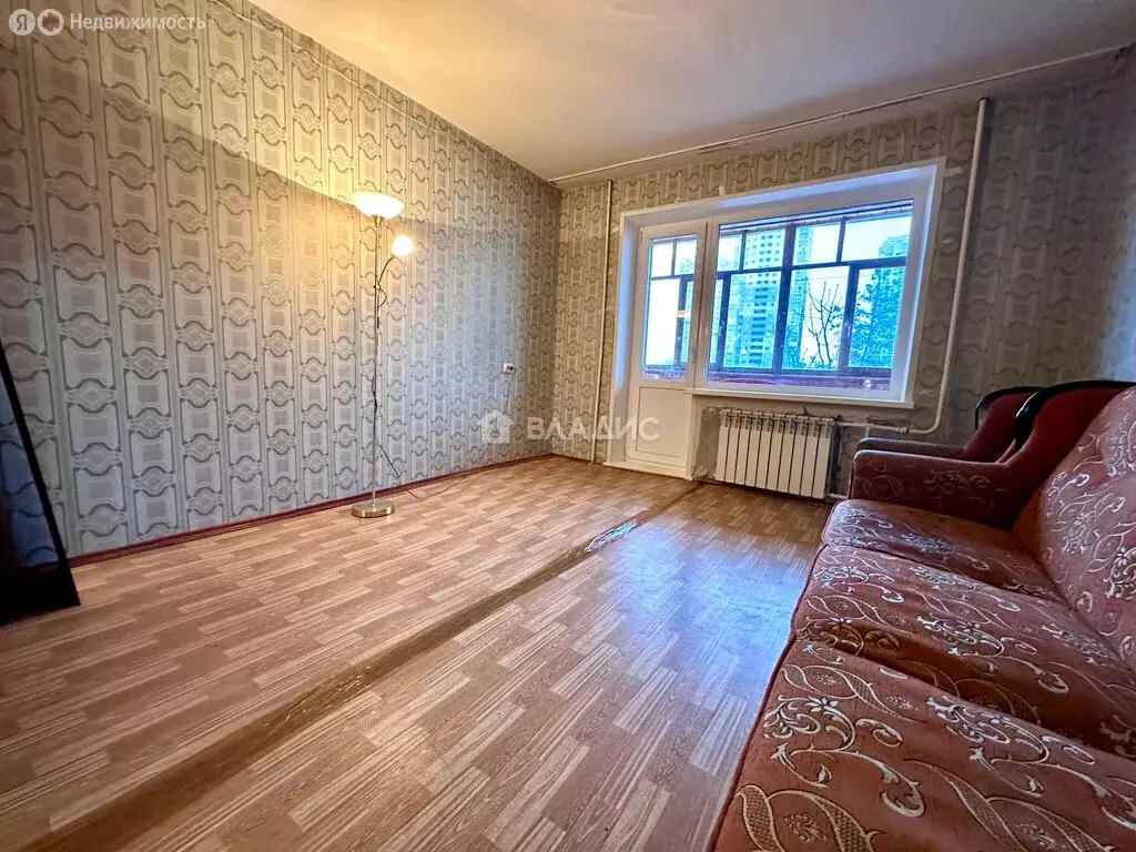 3-комнатная квартира: Пенза, улица Антонова, 27 (69.4 м) - Фото 1