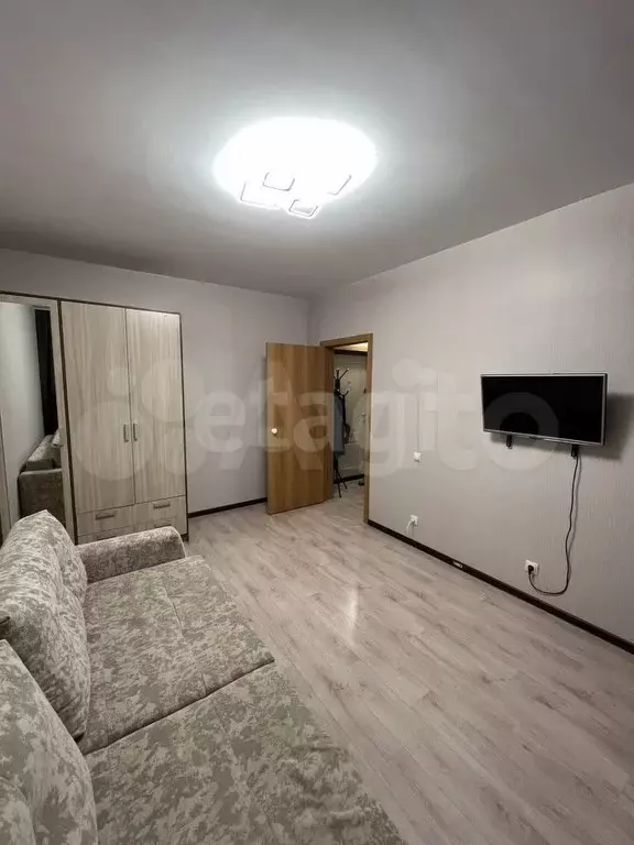 1-к. квартира, 37 м, 9/10 эт. - Фото 0