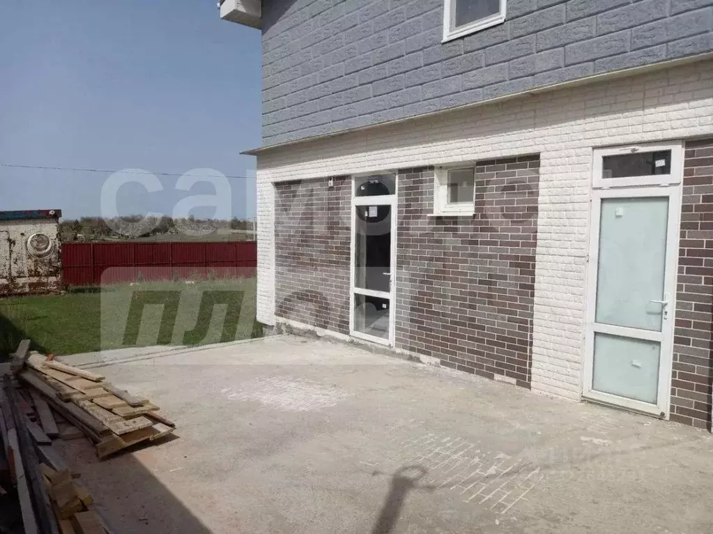 Дом в Крым, Симферополь ул. Наврез, 13 (120 м) - Фото 1