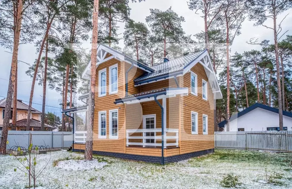 Коттедж в Ленинградская область, Ломоносовский район, Лебяженское ... - Фото 0