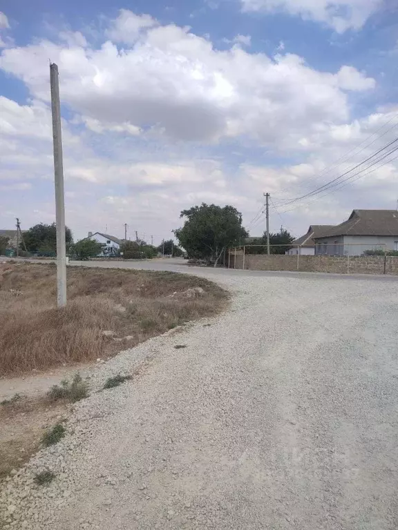 Участок в Крым, Сакский район, Суворовское с/пос, с. Каменоломня ул. ... - Фото 1