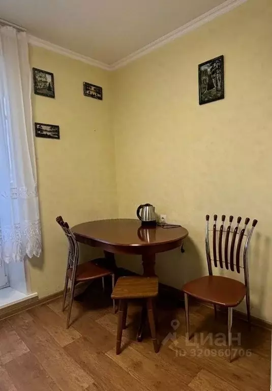 2-к кв. Белгородская область, Старый Оскол Восточный мкр, 45 (70.0 м) - Фото 0