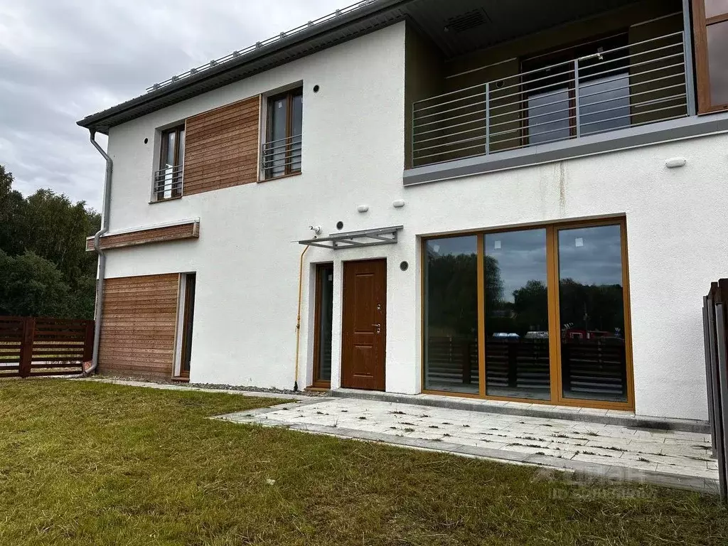 Таунхаус в Тюменская область, Тюмень Трактовая ул. (150 м) - Фото 2