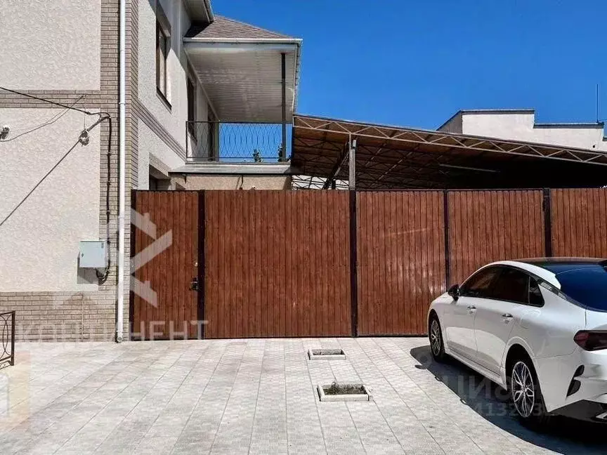 Дом в Крым, Евпатория ул. Короленко, 6А (368 м) - Фото 2