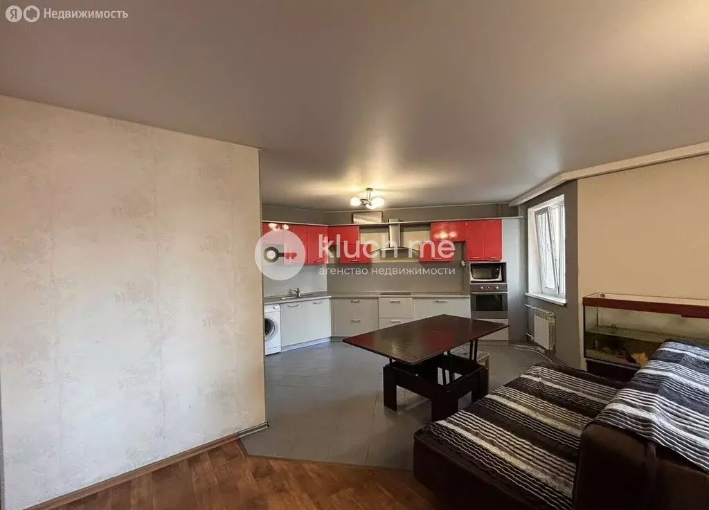 2-комнатная квартира: Казань, Волочаевская улица, 6 (69.4 м) - Фото 1