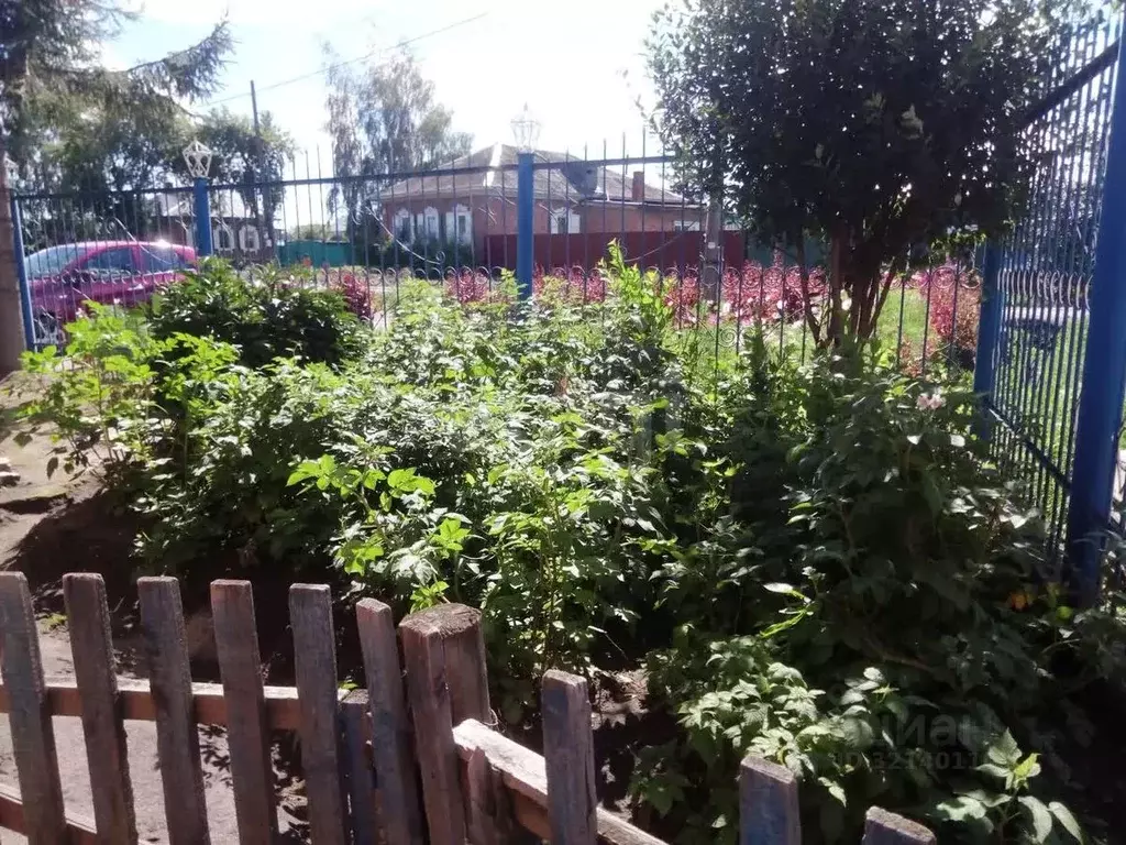 Дом в Омская область, Омск Порт-Артур мкр, ул. 1 Мая, 57 (108 м) - Фото 1