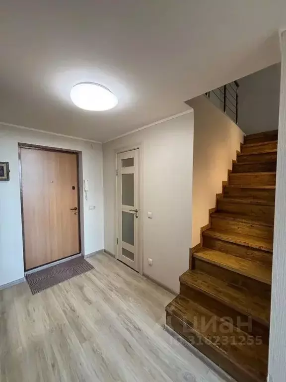 Студия Приморский край, Владивосток ул. Полетаева, 6А (50.0 м) - Фото 0