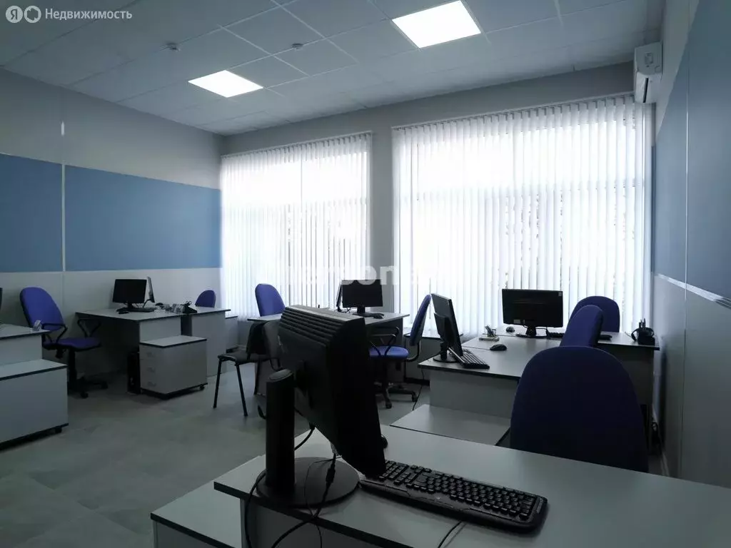 Офис (200 м) - Фото 1