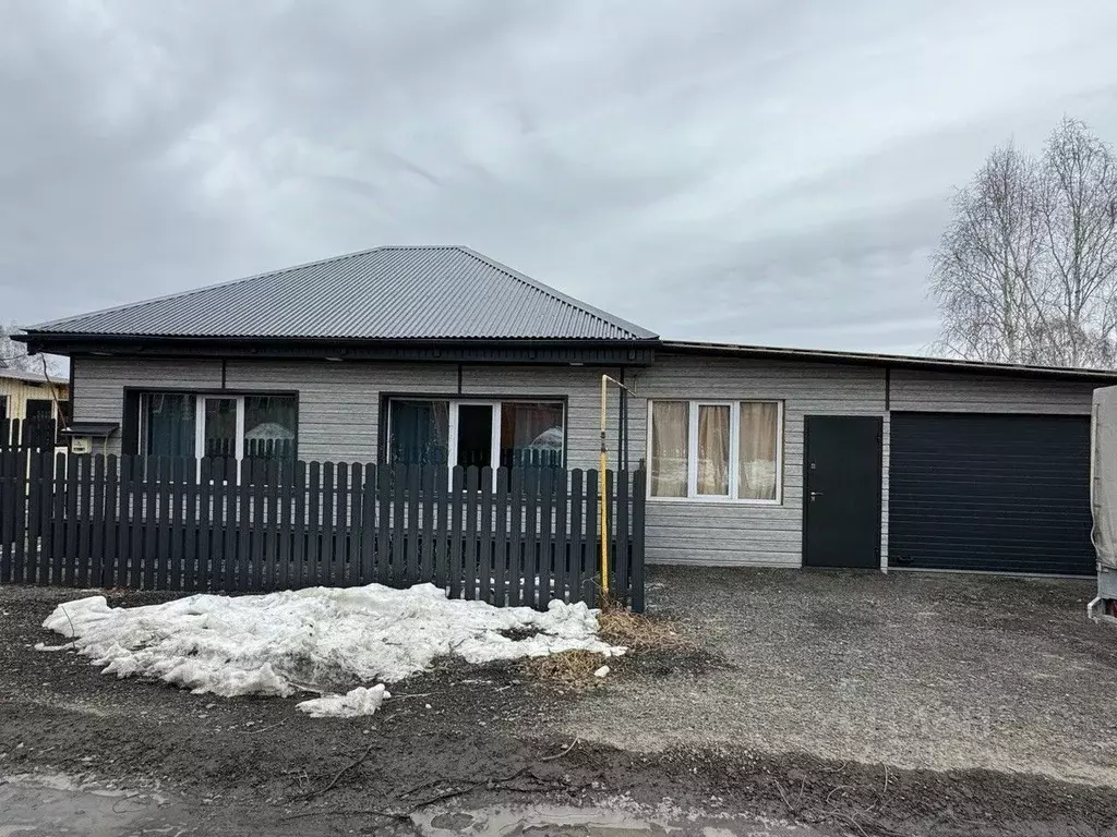 Дом в Томская область, Томск с. Дзержинское, Петровская ул. (55 м) - Фото 0