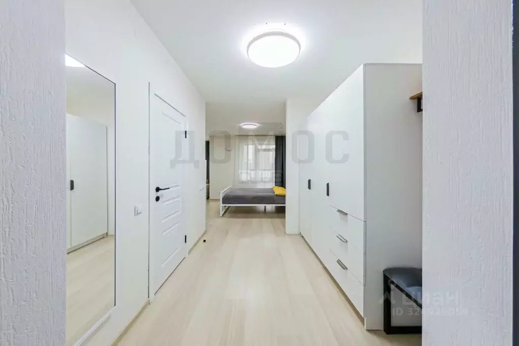 Студия Свердловская область, Екатеринбург ул. Металлургов, 63 (28.3 м) - Фото 1