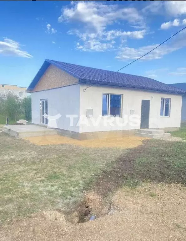 Дом в Крым, Симферопольский район, 3-й массив садовые участки ул. ... - Фото 1