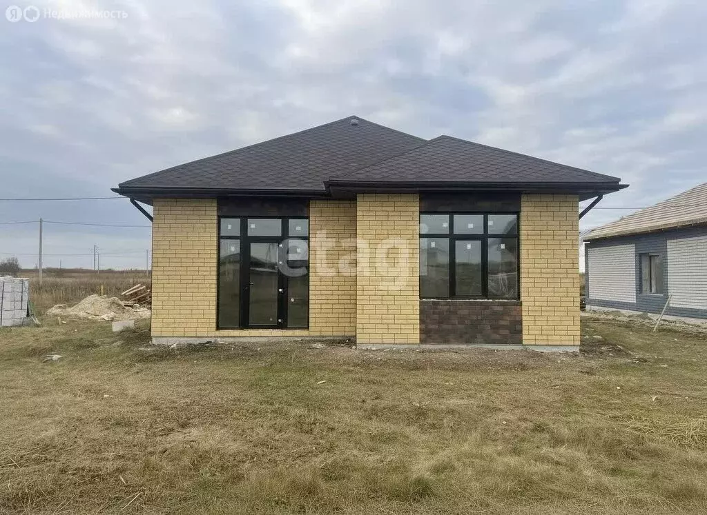 Дом в Ялуторовск, улица Тизенгаузена (98 м) - Фото 2