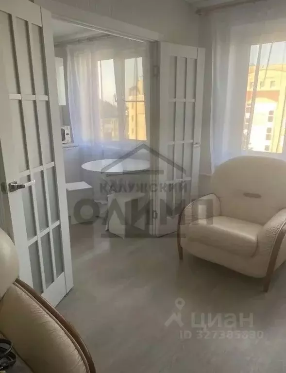 3-к кв. Калужская область, Калуга ул. Степана Разина, 42 (65.0 м) - Фото 1