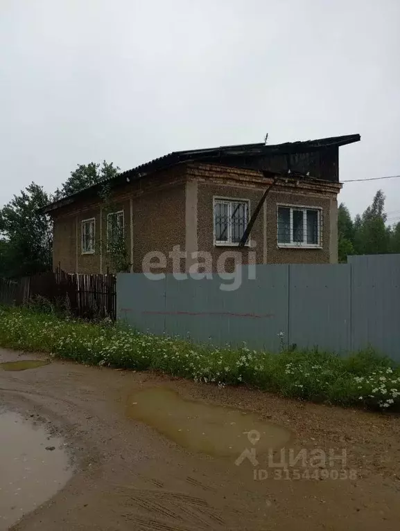 Дом в Свердловская область, Кировградский муниципальный округ, пос. ... - Фото 1