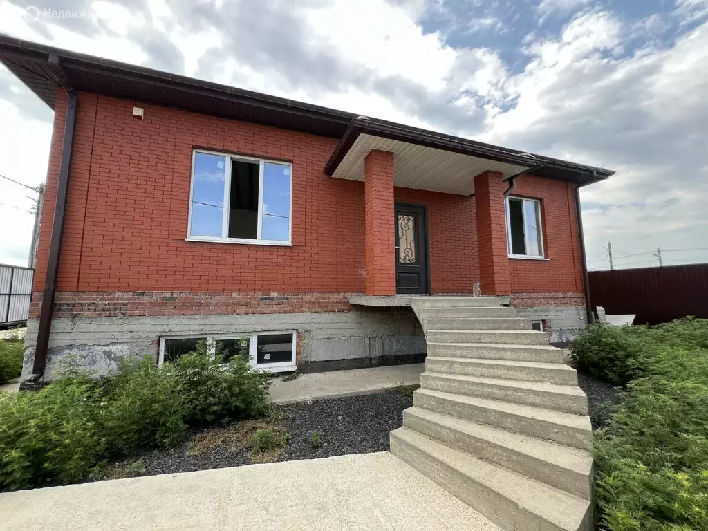 Дом в Аксай, Ильинская улица, 17 (212 м) - Фото 0