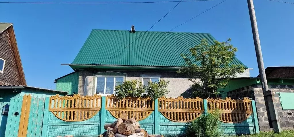 Дом в Кемеровская область, Мыски ул. Максима Горького (89 м) - Фото 1
