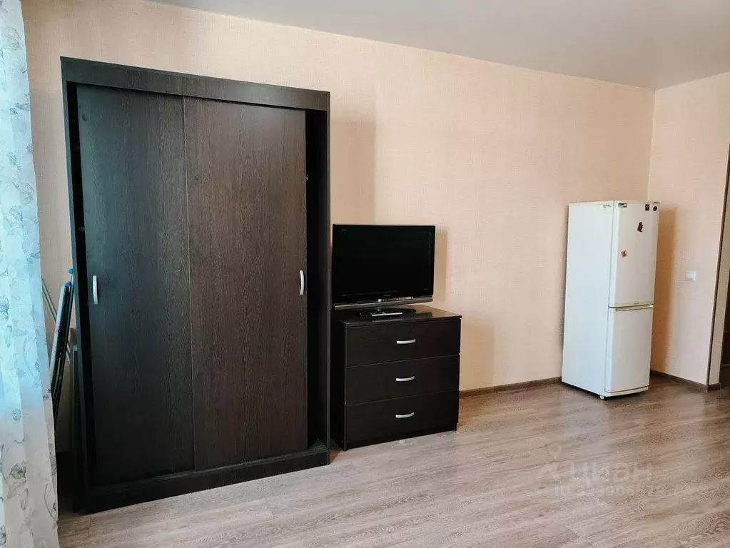 Студия Новосибирская область, Новосибирск Рябиновая ул., 10/1 (30.0 м) - Фото 1