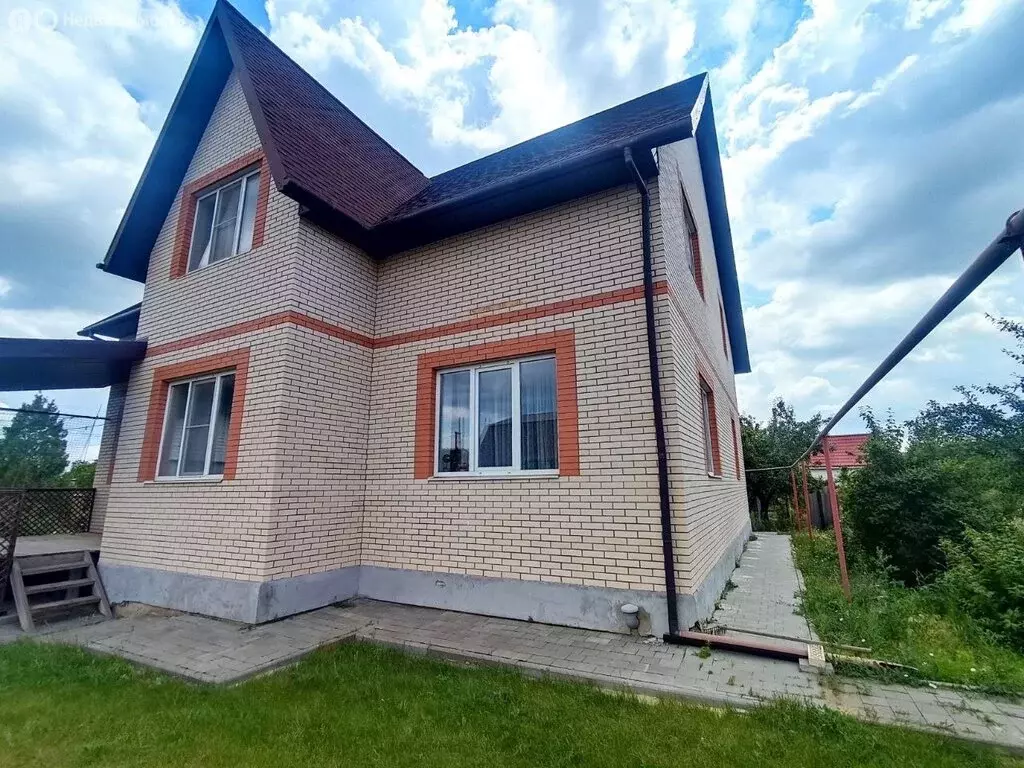 Дом в село Орловка, Заречная улица (227 м) - Фото 1