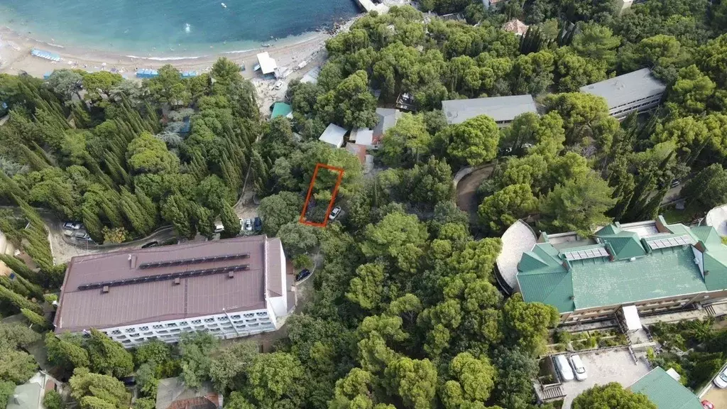 Участок в Крым, Ялта муниципальный округ, Береговое пгт ул. Кипарисная ... - Фото 1