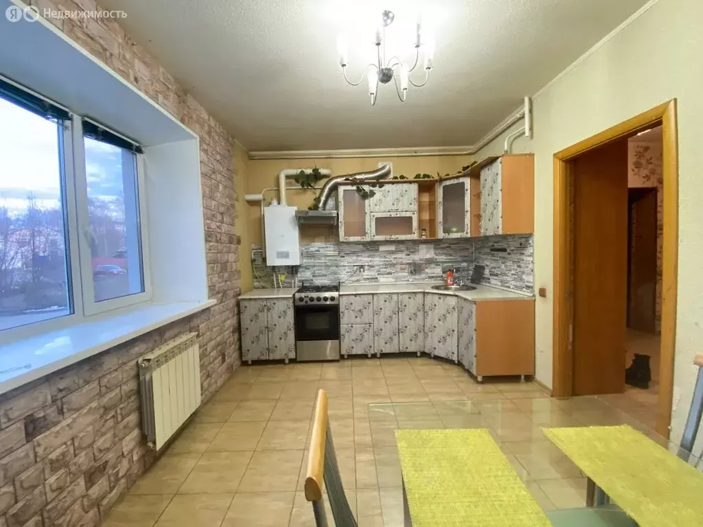 2-комнатная квартира: Котлас, Октябрьская улица, 39 (67.1 м) - Фото 1