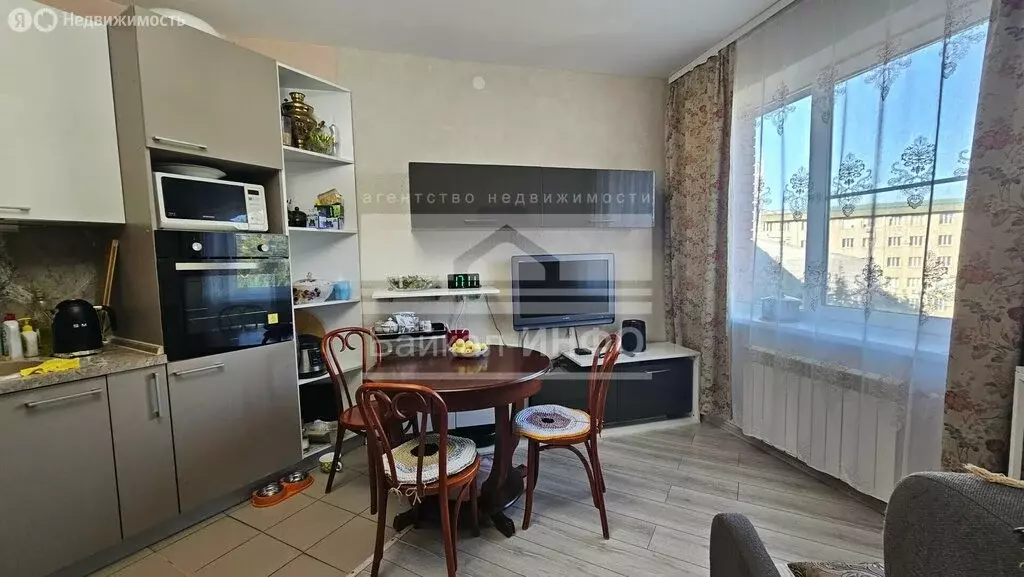2-комнатная квартира: Иркутск, Красноказачья улица, 21/2 (57 м) - Фото 1