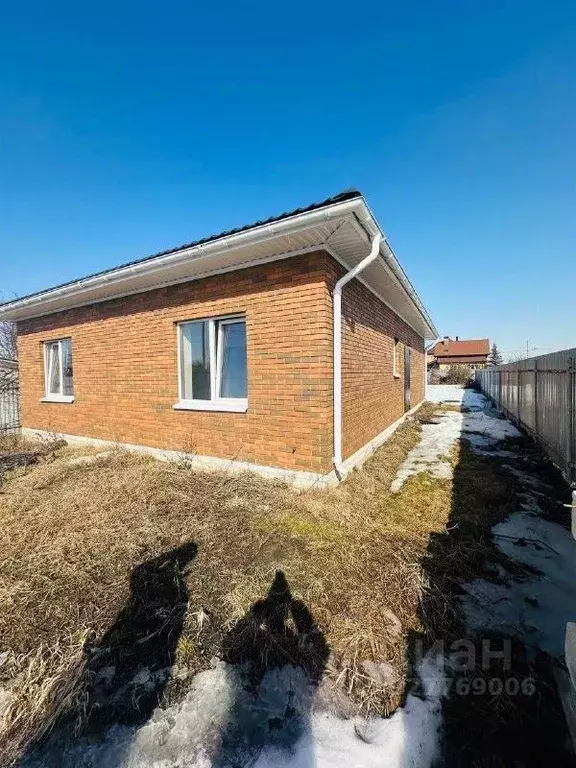 Дом в Воронежская область, Новоусманский район, пос. Отрадное ул. ... - Фото 1