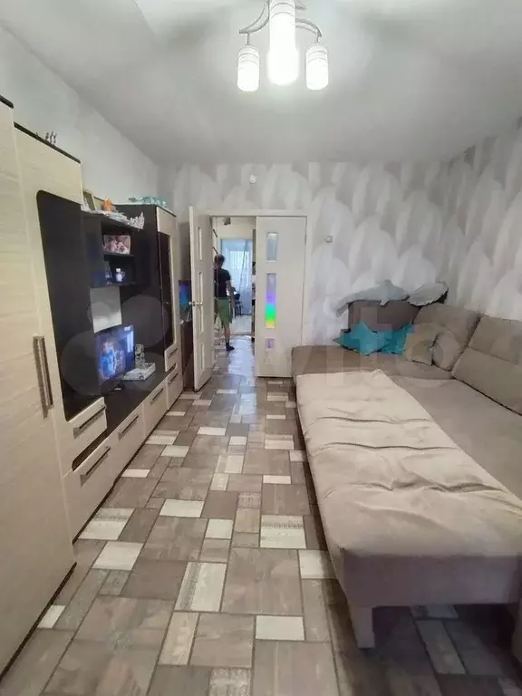 Комната 54 м в 2-к., 5/5 эт. - Фото 0