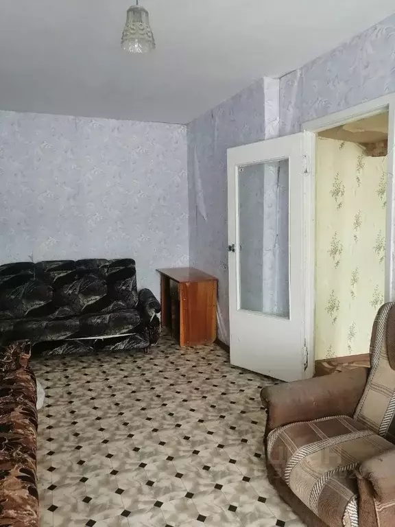 2-к кв. Оренбургская область, Кувандык Школьная ул., 2 (50.6 м) - Фото 1