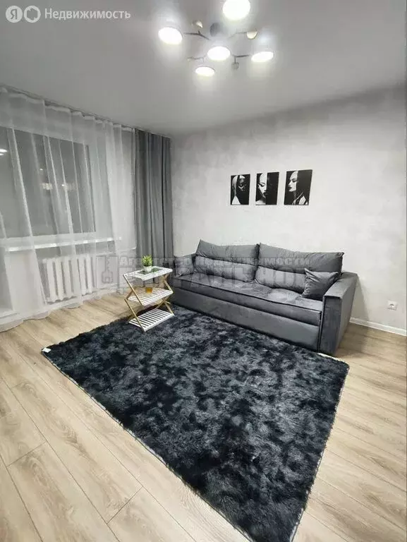 2-комнатная квартира: Смоленск, улица Валентины Гризодубовой, 4 (60 м) - Фото 1